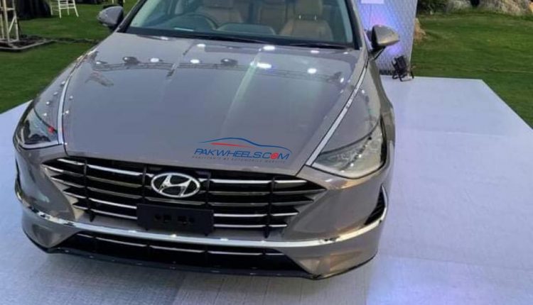 Hyundai Sonata (4)