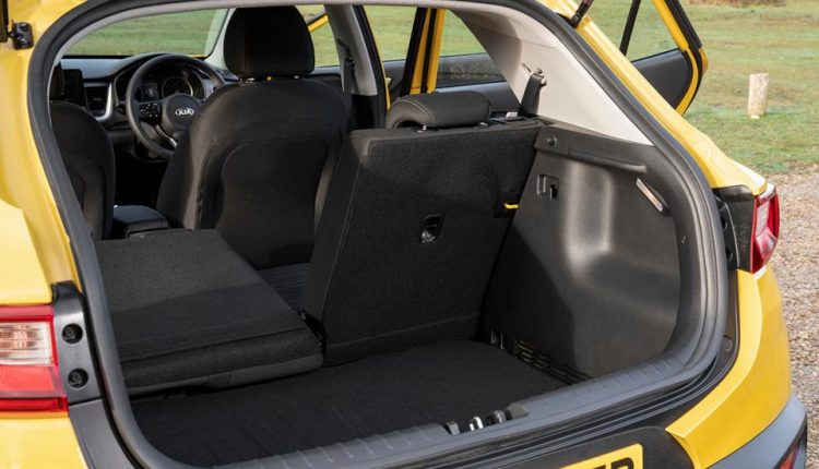 kia_stonic_boot_detail