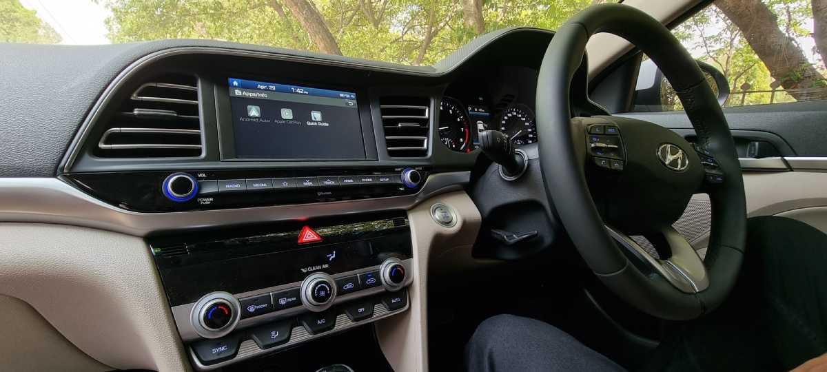 Hyundai Elantra Interior