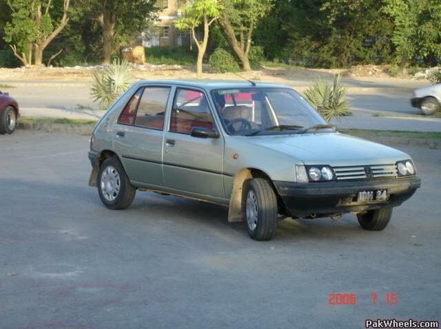 Peugeot 205