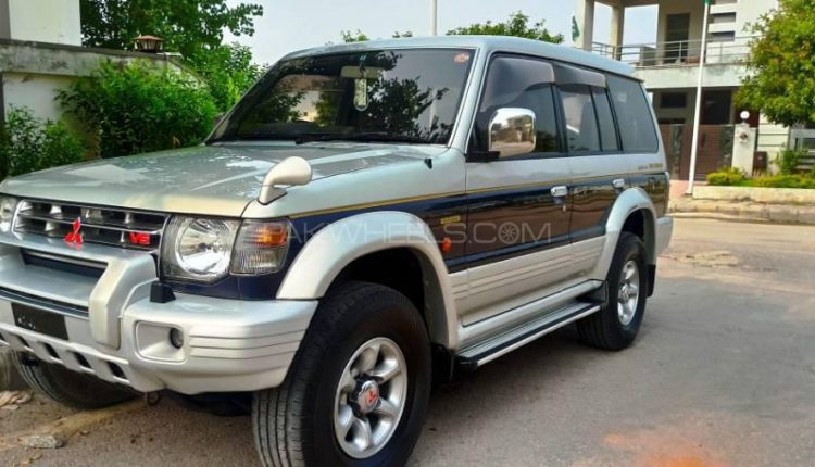 mitsubishi-pajero-exceed-3-5-1994-56972814