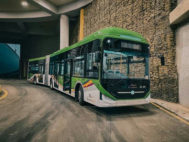 Green Line Bus in Karachi