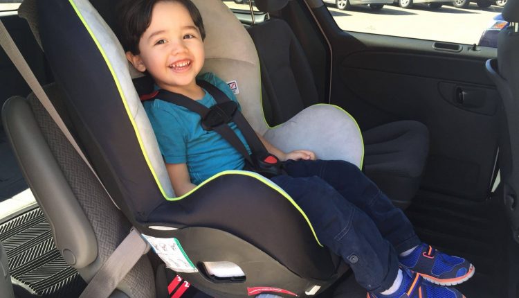 forward-facing-car-seat