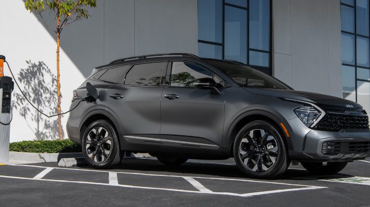 2023-Kia-Sportage-PHEV