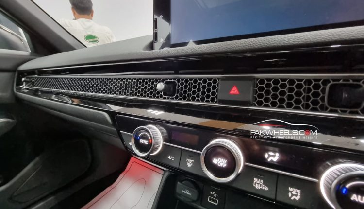 AC grille
