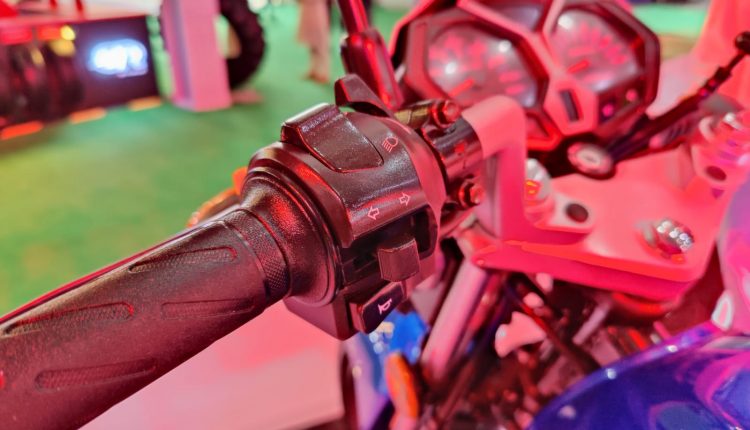 Race Handle
