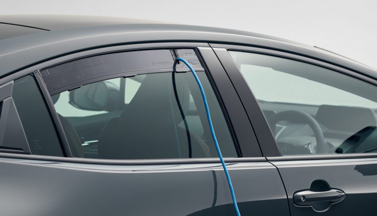 2023-Toyota-Prius-28