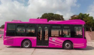 pink bus service sindh