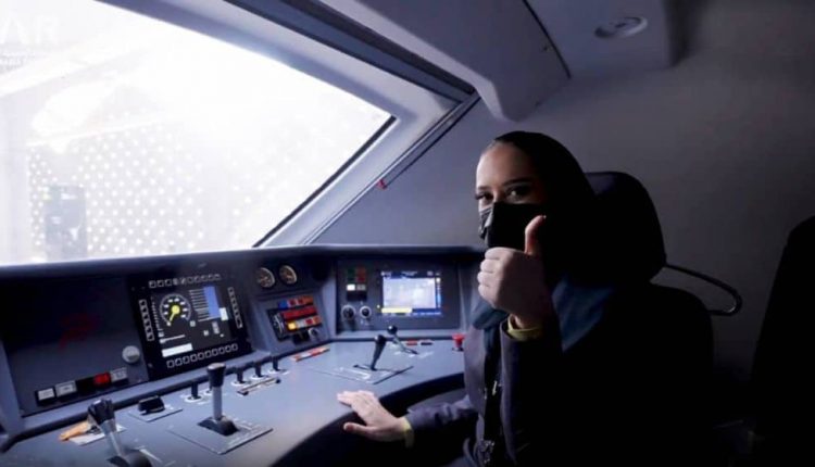Saudi-Women-Train-Drivers