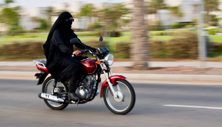 Women-driven Bike Service