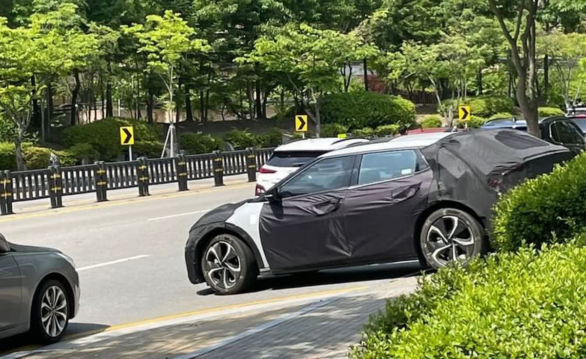 A Glimpse of Kia EV6 Facelift - PakWheels Blog