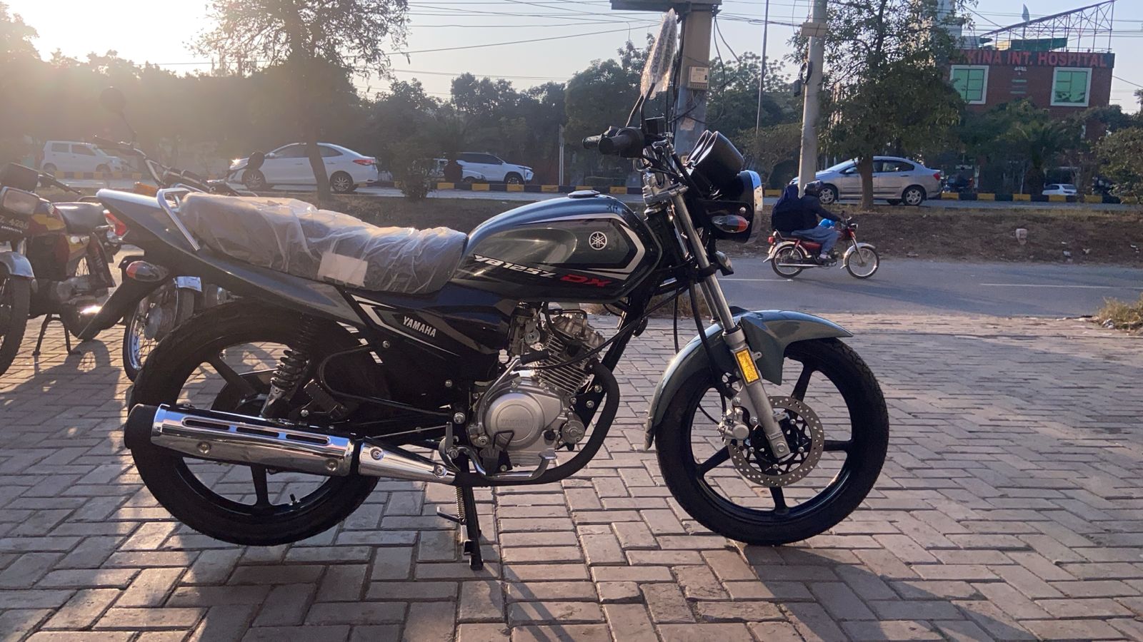 Yamaha YB125Z-DX
