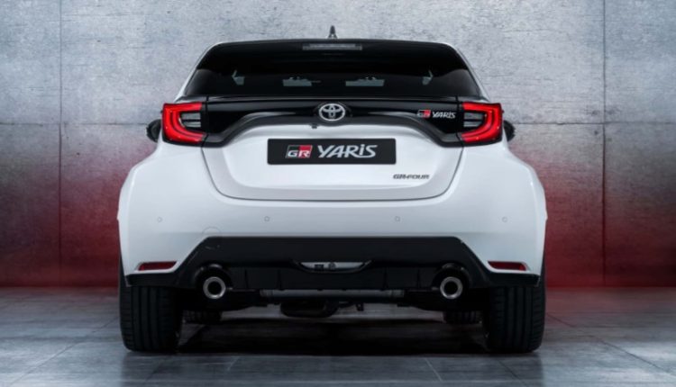 yaris 4