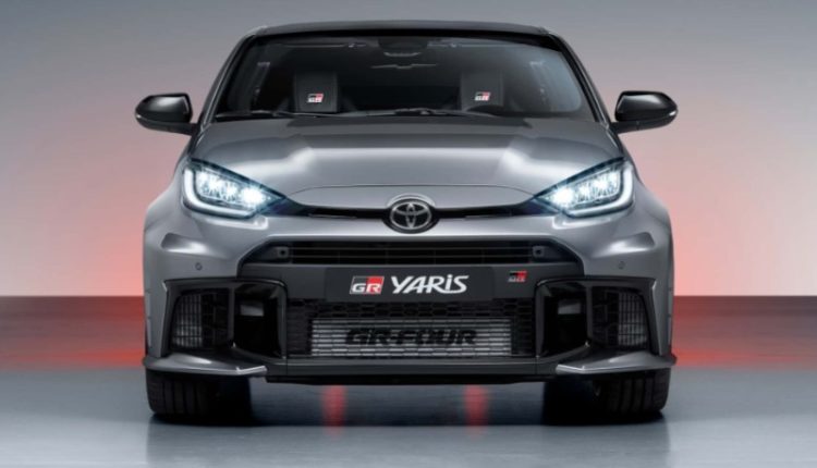 yaris1