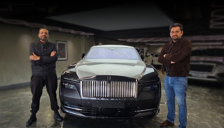 most-expensive-car-of-pakistan3-artwork