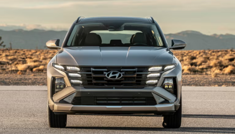 Hyundai Tucson Hybrid FWD vs AWD | 2025 Pakistan Guide